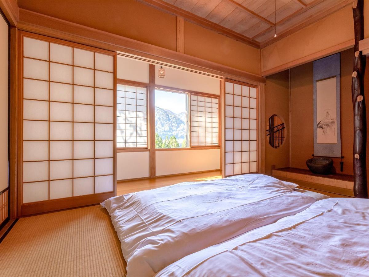 Guest House Takazuri-Kita นันโตะ ภายนอก รูปภาพ